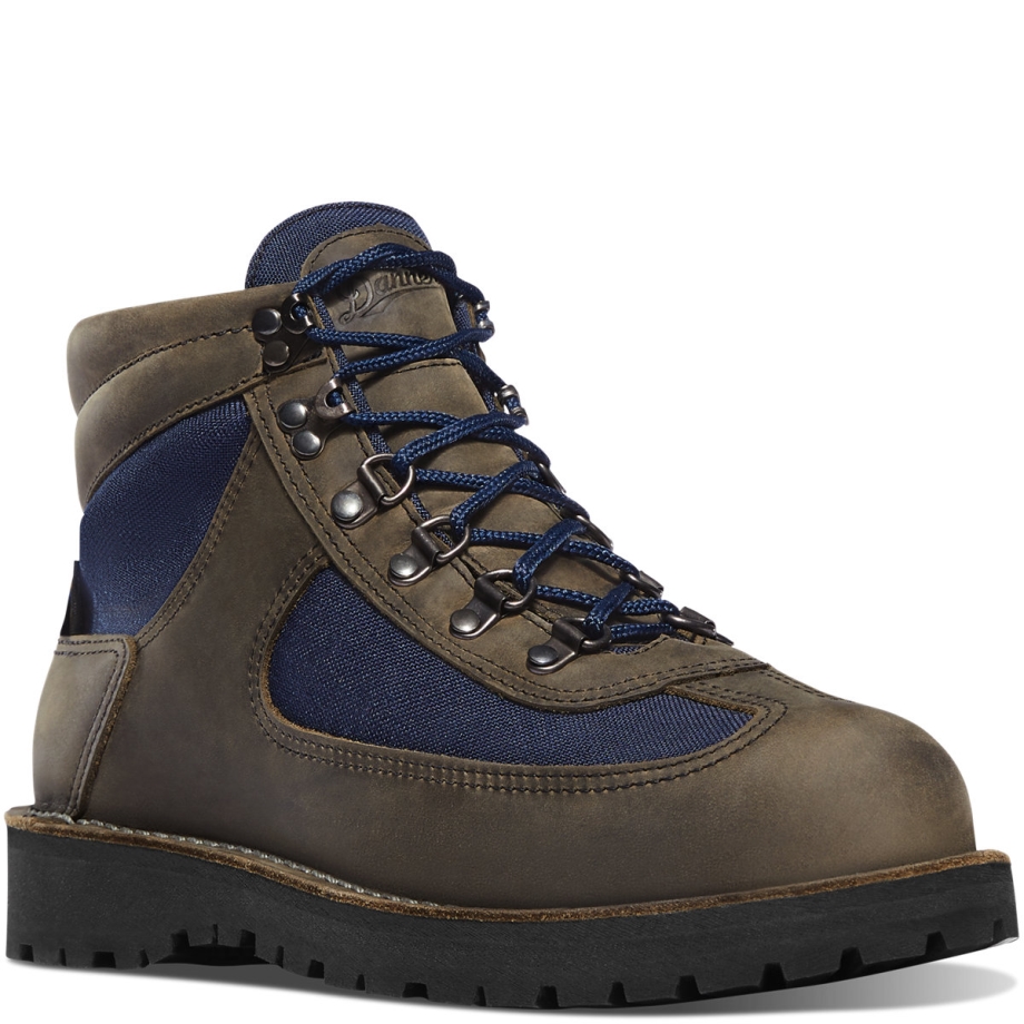 Fjerlette Gunmetal Danner