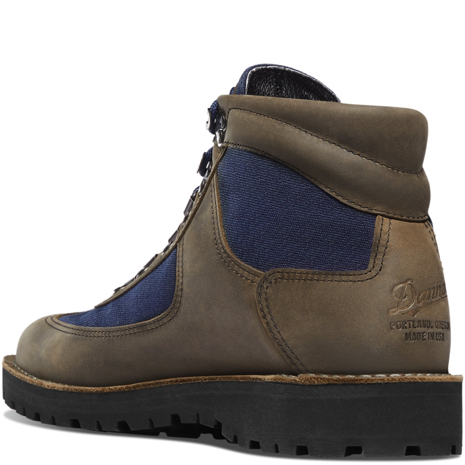 Fjerlette Gunmetal Danner