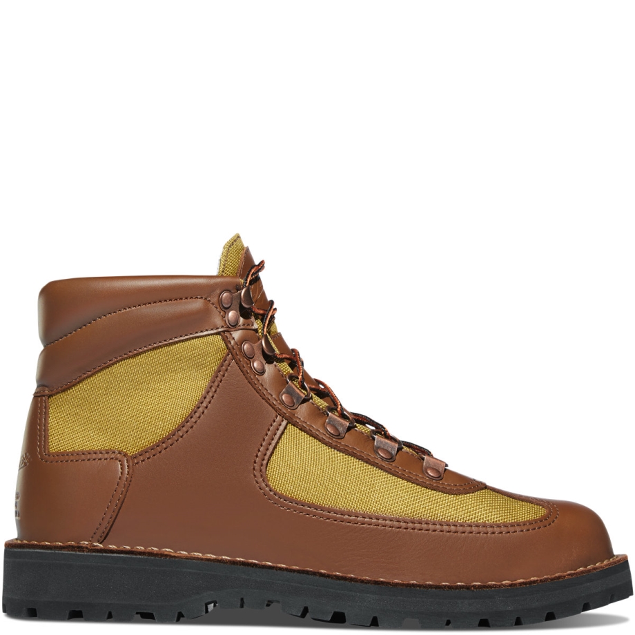 Fjerlet Revival Danner
