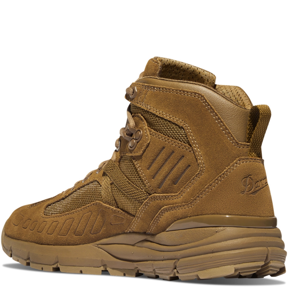 Fuldboret Coyote Hot Danner