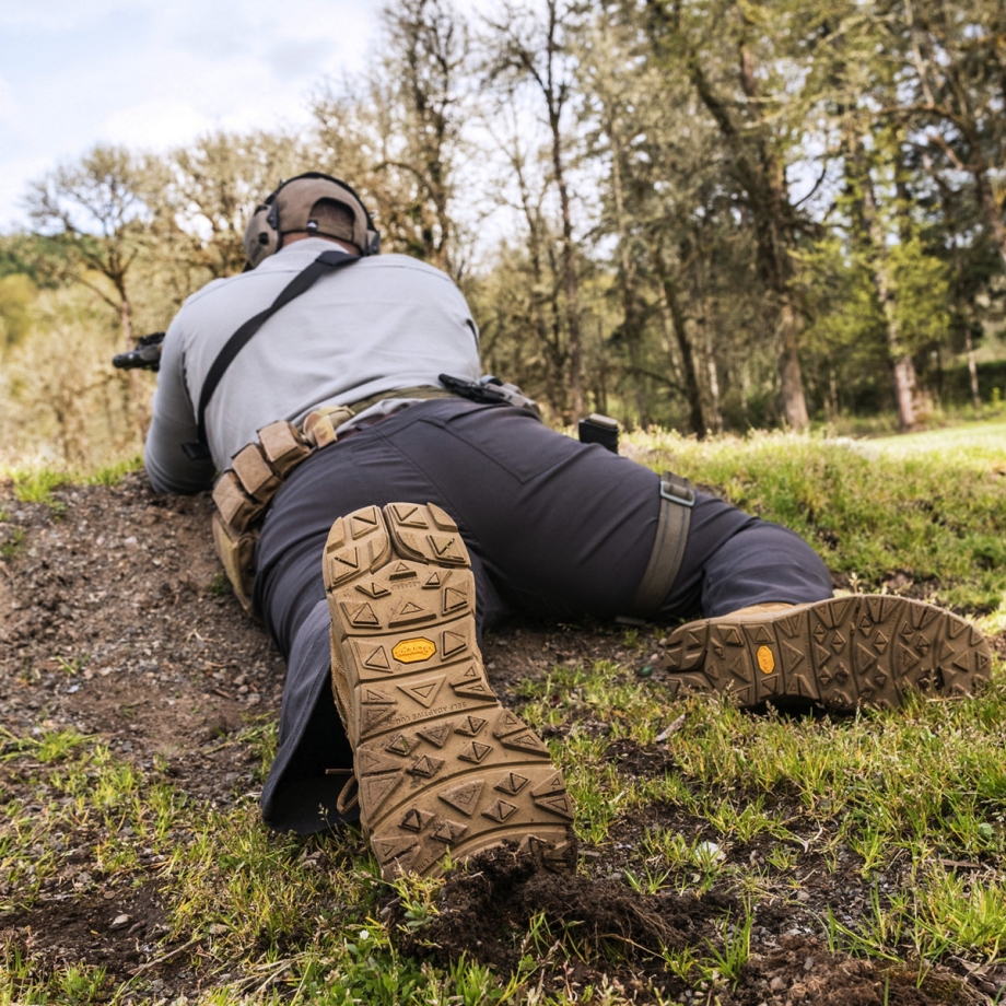 Fuldboret Coyote Hot Danner