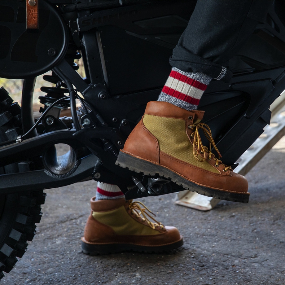 Lys Revival Khaki Danner